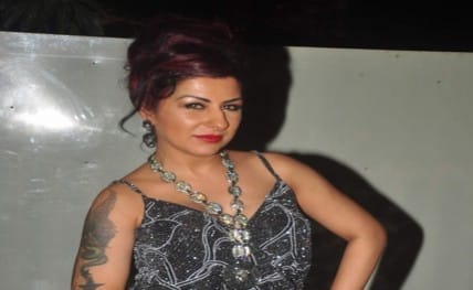 hard kaur20160725113318_l